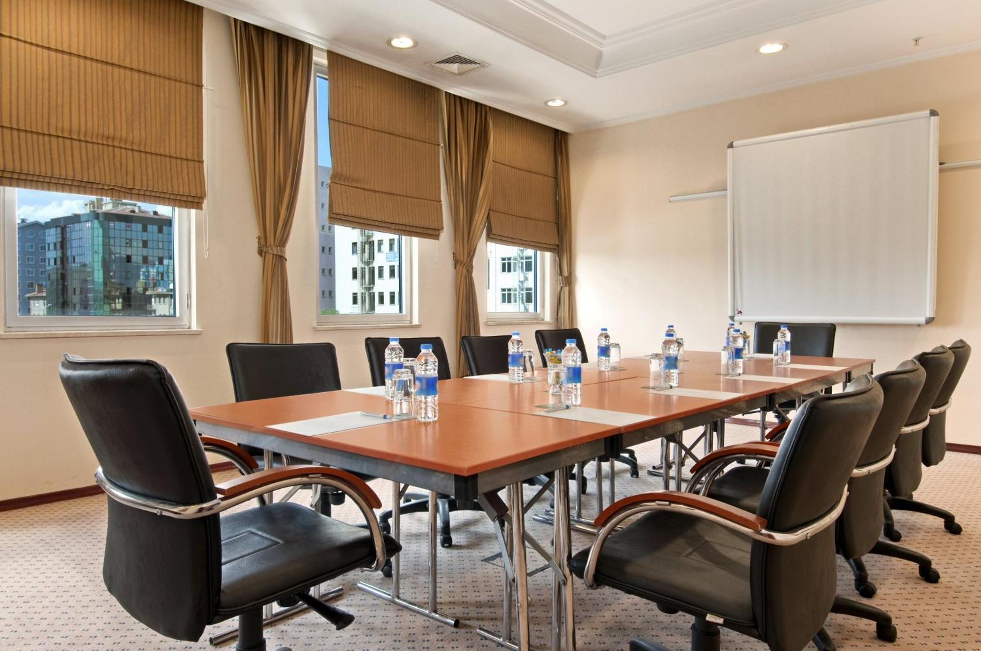 Wyndham Grand Καισάρεια Επιχειρήσεις φωτογραφία Meeting room