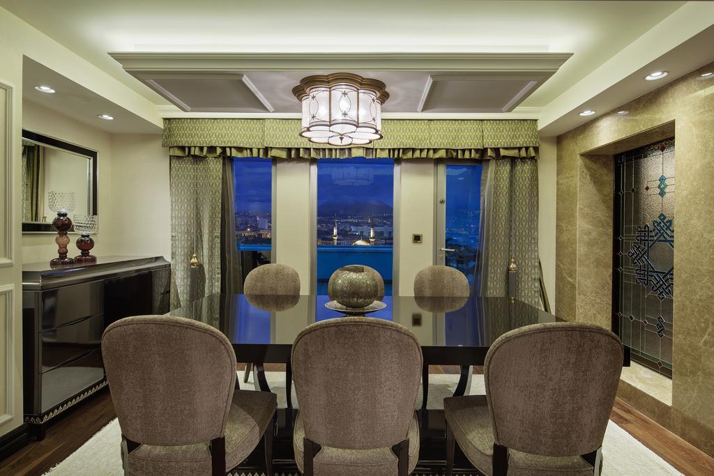 Wyndham Grand Καισάρεια Εξωτερικό φωτογραφία A dining room